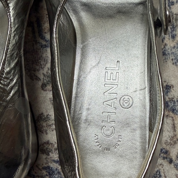 Chanel Metallic Goatskin Mary Janes size 39 - Picture 3 of 15